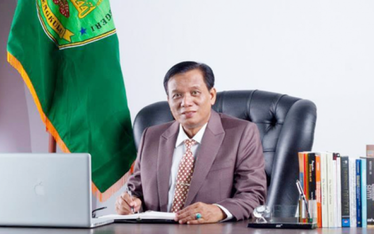 Prof. Dr. H. Sirajuddin M., M.Ag.,M.H