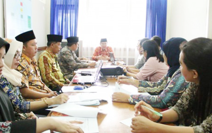 Pemkot Gandeng PT Pos Indonesia Tingkatkan Penerimaan Pajak,  Kamis (09/02) pagi pukul 08.00 WIB di ruang kerja Asisten III, Kantor Walikota Bengkulu.