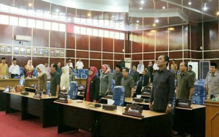 Rapat Paripurna DPRD Kota Bengkulu, Rabu (26/4) di Kantor DPRD Kota Bengkulu, Bentiring.