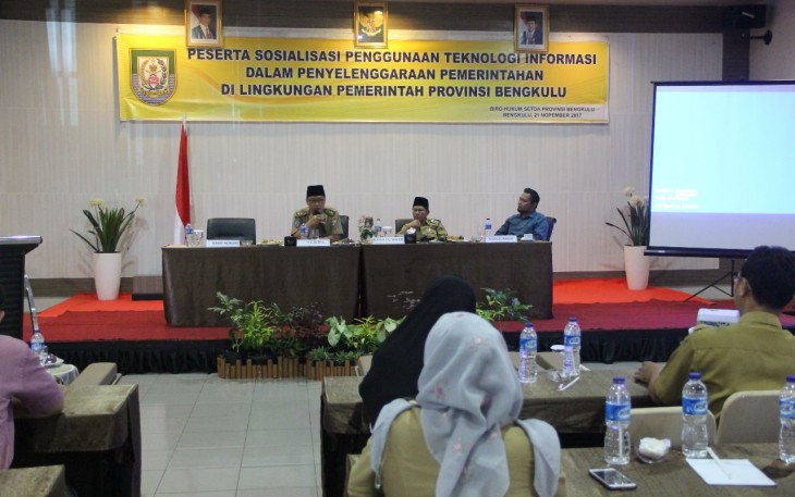 optimalkan layanan birokrasi sesuai dengan Program Gubernur Bengkulu
