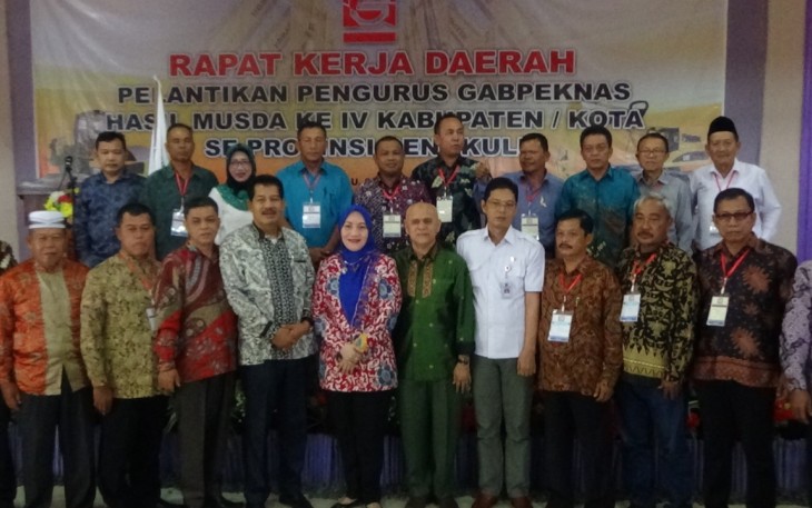 Asisiten II Setda Provinsi Bengkulu Yuliswani, menghadiri sekaligus membuka secara resmi Rakerda sekaligus pelantikan pengurus Gabpeknas Provinsi Bengkulu hasil Musda ke-IV.