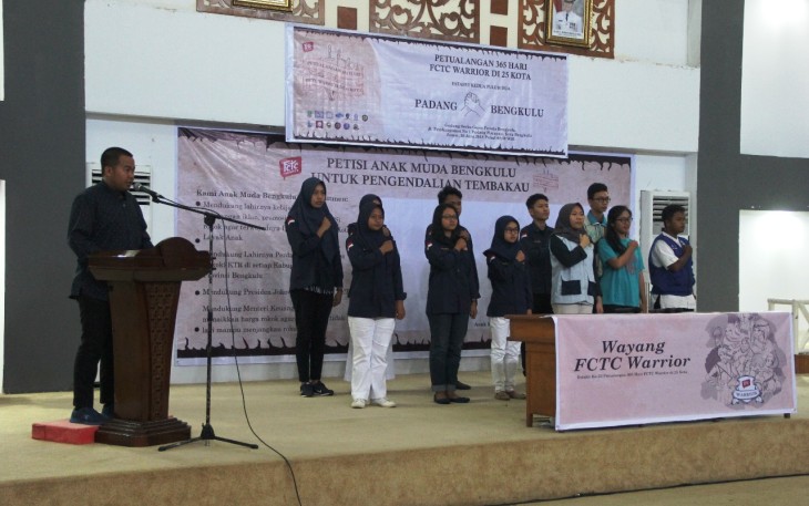 Mewakili Plt Gubernur Bengkulu Rohidin Mersyah, Kepala Dinas Kesehatan Provinsi Bengkulu hadir pada Petualangan 365 Hari FCTC Warrior.