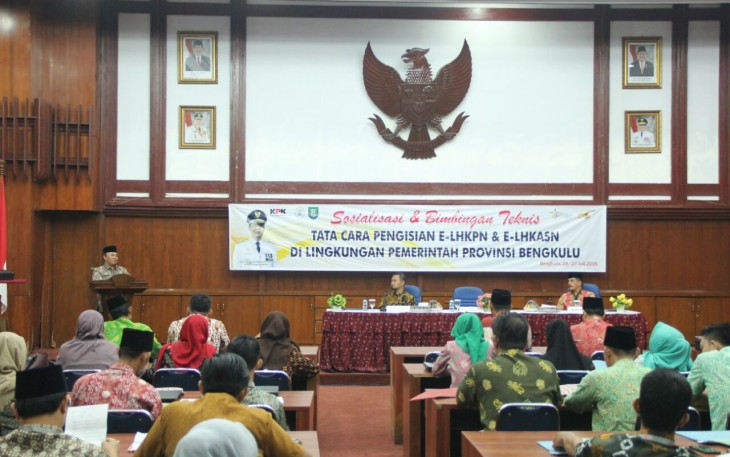 Sekda Nopian Andusti membuka sosialisasi dan bimbingan teknis pengisian E-LHKPN dan E-LHKASN.