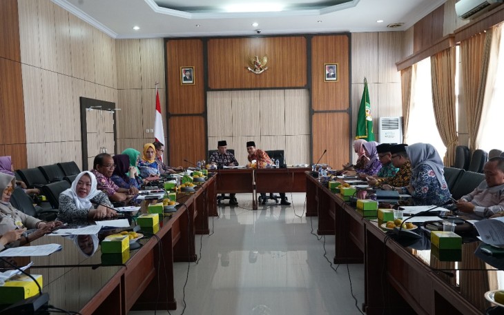 Sekretaris Daerah Provinsi Bengkulu Nopian Andusti Pimpin Rapat Kelompok Kerja 