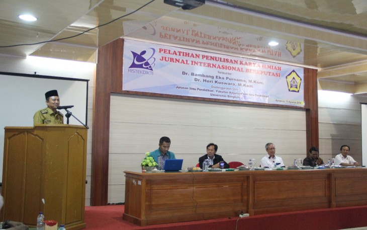 Asisten I Setda Provinsi Bengkulu Bidang Pemerintahan dan Kesra Hamka Sabri Hadiri Pelantikan Pengurus Asosiasi Profesi Multimedia dan Komputer