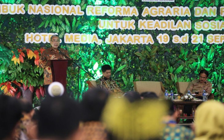 Mendes PDTT Eko Putro Sandjojo dalam sambutannya pada acara rembug nasional reforma agraria di Hotel Media Jakarta pada, Kamis (19/9).