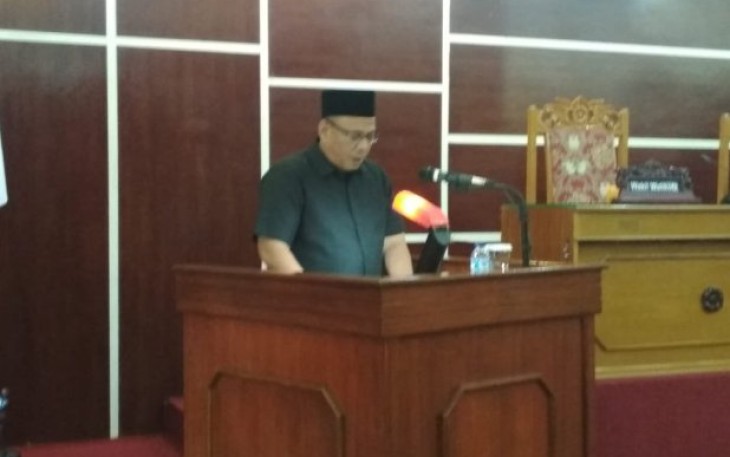 Fraksi Menyampaikan Pandangan 
