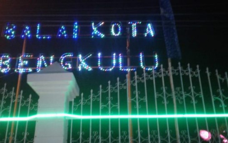 Balai Kota Bengkulu Yang Dipasang Lampu Hias 