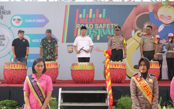Dengan Tabuhan Dol Kapolda Bengkulu Buka Millennial Road Safety Festival