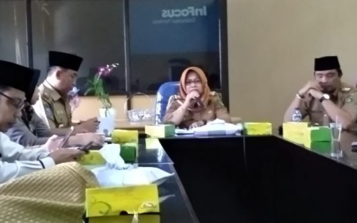 Asisten II Pemkot Bengkulu Zuliyati Pimpin Rakor 