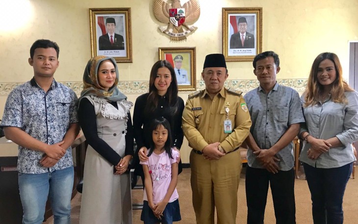 Sekretaris Daerah Provinsi Bengkulu Nopian Andusti Foto Bersama Sri Nirwana 