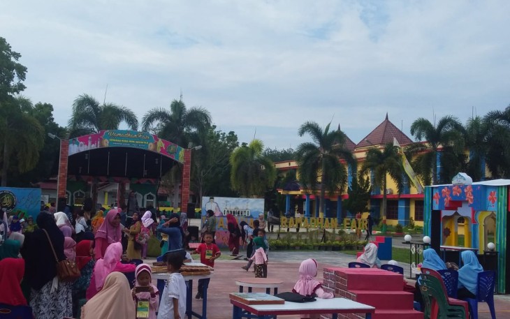 Suasana kegiatan Ramadhan Fair di komplek stadion Mutiara Kisaran. Selasa, (14/5/2019). Foto : TP. Simbolon/KlikWarta.com