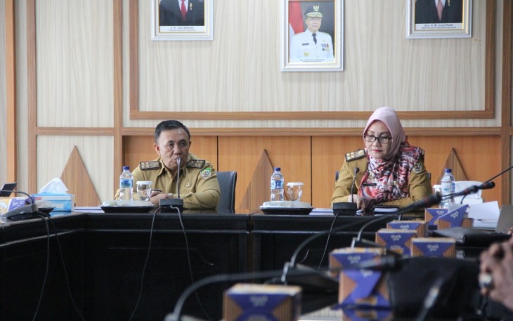 Sekretaris Daerah Provinsi Bengkulu Nopian Andusti Pimpin Rapat Persiapan Dengan Event Organizer 