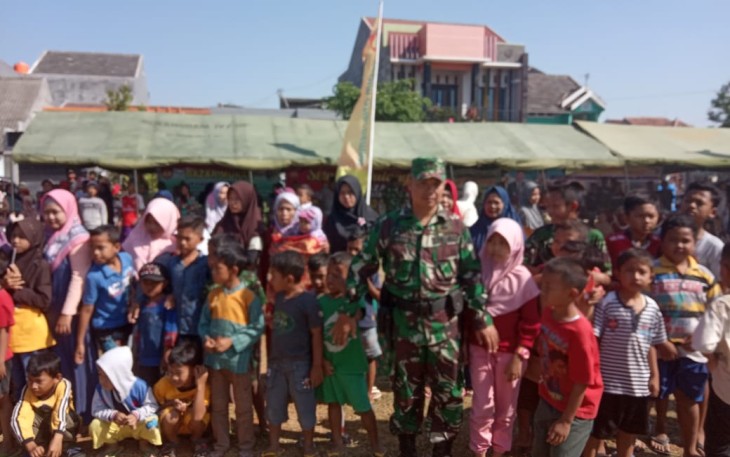 Warga Desa Kalikondang Antusias Ikuti Upacara Pembukaan TMMD