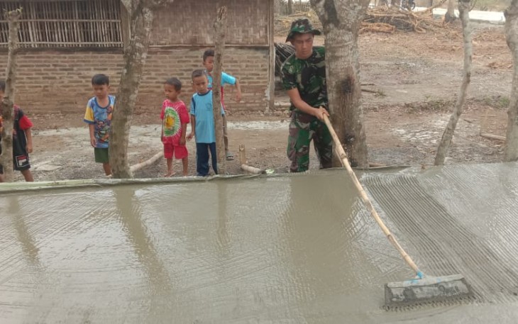 Anak anak Desa Blukbuk kini tak lagi takut dengan Tentara