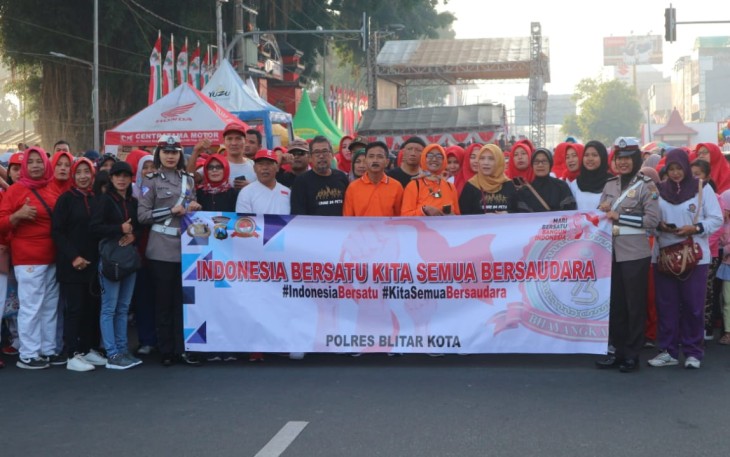 Polres Blitar Kota Gelar Jalan Santai
