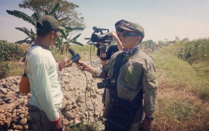Heri Setiawan Tim Publikasi Kodim 0712/Tegal Saat Melakukan Wawancara
