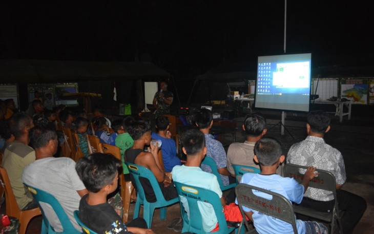 Dansatgas Gelar NOBAR di Posko TMMD ke 105 Desa Cinta Makmur