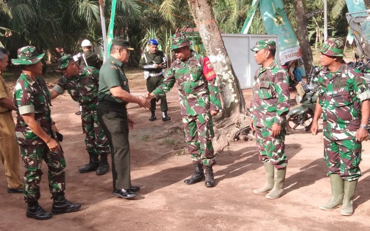 Kasdim Sambut Kunjungan Tim Wasev PJO Dari Mabesad di Poskitis