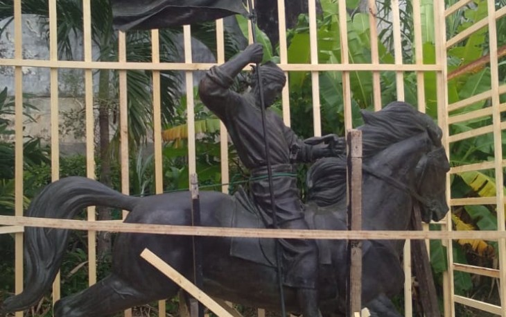Patung Kuda Simpang Lima Kota Bengkulu