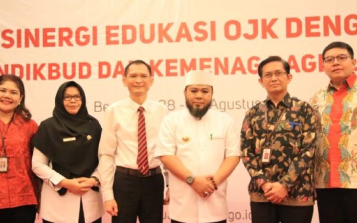 Wali Kota Bengkulu Helmi Hasan Foto Bersama 