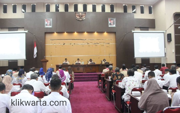 Suasana Rapat Koordinasi Bupati Blitar Drs Rijanto bersama Forum Kabupaten Sehat.