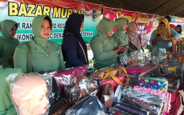 Sukses TMMD Kalikondang Tak Terlepas Dari Peran Para Istri Satgas 