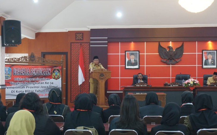 Plt Wali Kota Blitar Santoso Saat Memberikan Sambutan Dalam Acara Diklatpim Tingkat IV di Kota Blitar