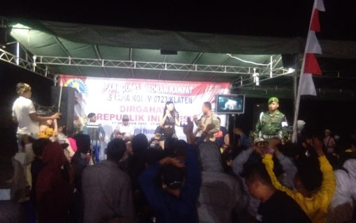 Panggung Hiburan Rakyat Untuk Warga Kelurahan Karanglo Dan Kelurahan Gayamprit Kecamatan Klaten Selatan Kabupaten Klaten