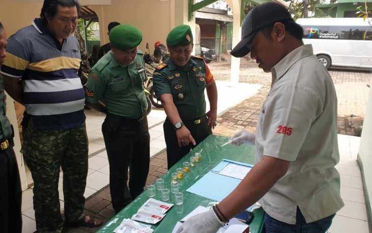 Giat Test Urine Cegah Penyalahgunaan Narkoba Koramil Cakung