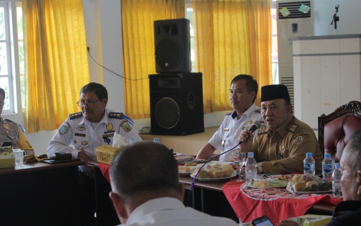 Sekretaris Daerah Provinsi Bengkulu Nopian Andusti Pimpin Rapat 