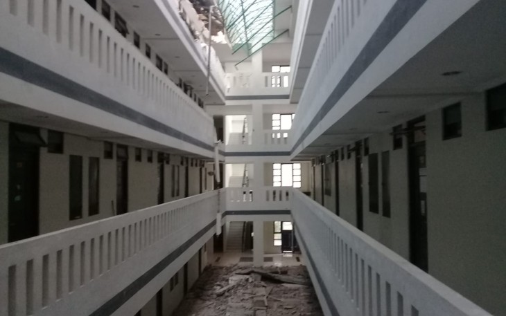 Kondisi gedung asrama UMB pasca kejadian