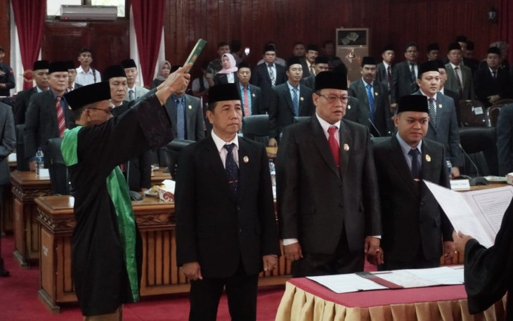 Pelantikan Unsur Pimpinan DPRD Bengkulu Selatan 