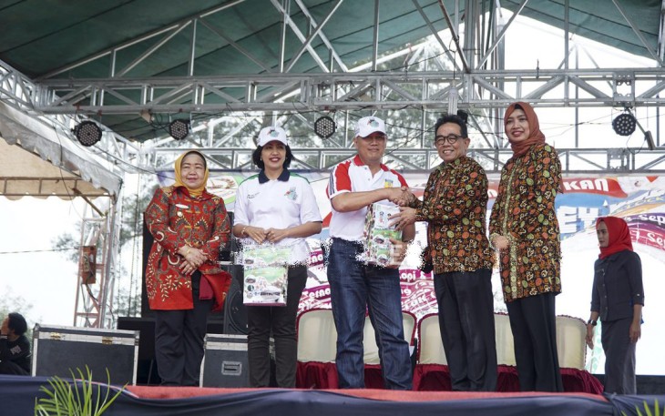 Bupati Kepahiang Dr Ir Hidayattullah Sjahid 