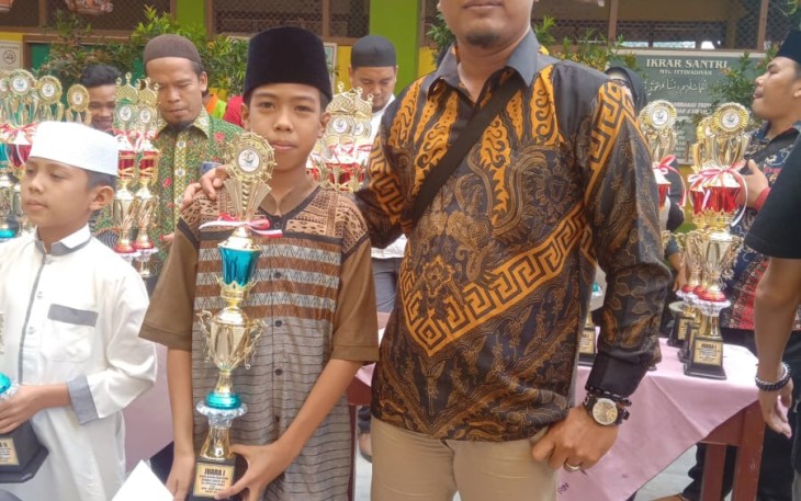 Santri MDTA Al-Washliyah Teluk Sentosa Raih Juara 1 Pidato Bahasa Arab Tingkat Provinsi