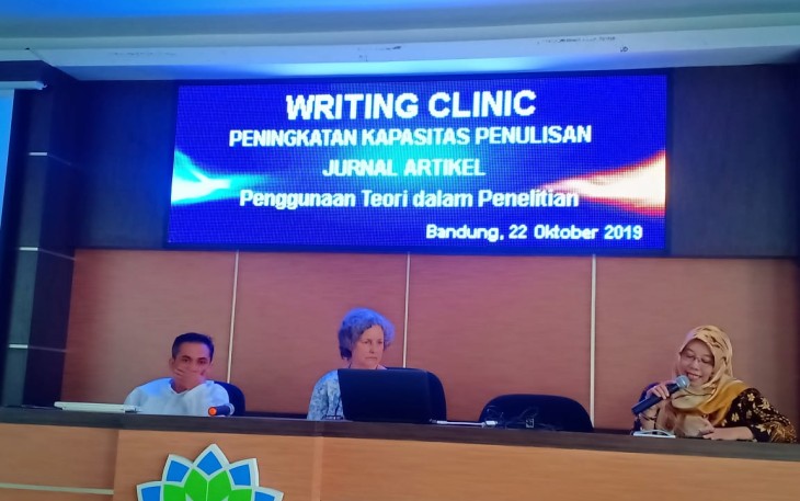Laboratorium Fakultas UIN SGD Gelar Writing Clinic Paper Jurnal Internasional