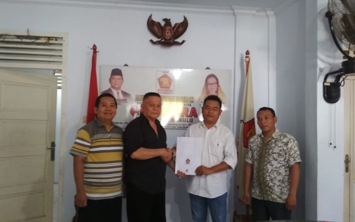 Proses Pengambilan Formulir Bakal Calon Gubenur Partai Gerindra 
