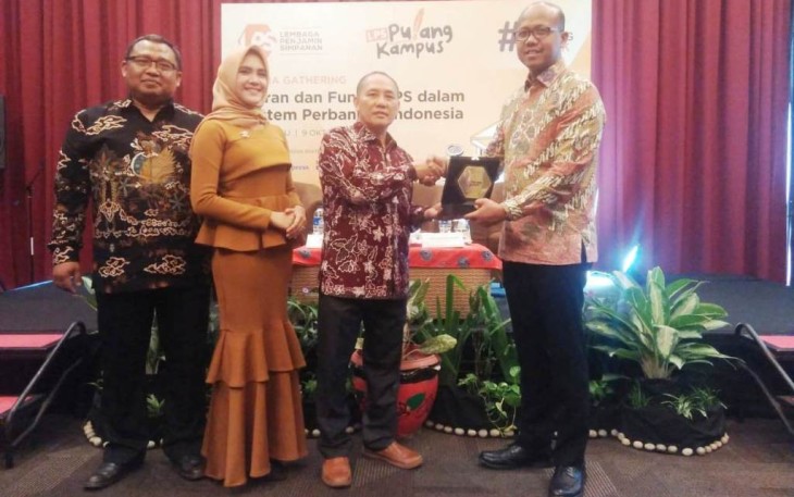 Gathering Lembaga Penjamin Simpanan Dengan Awak Media 