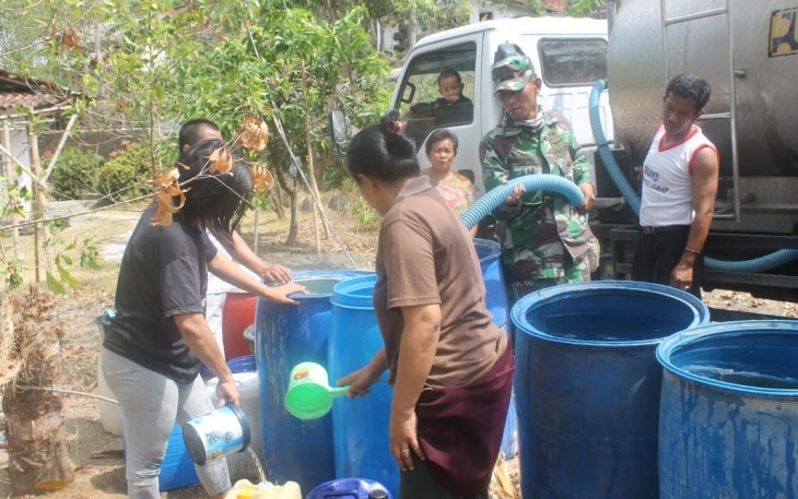 PDAM Jeruk Legi Droping Air Bersih