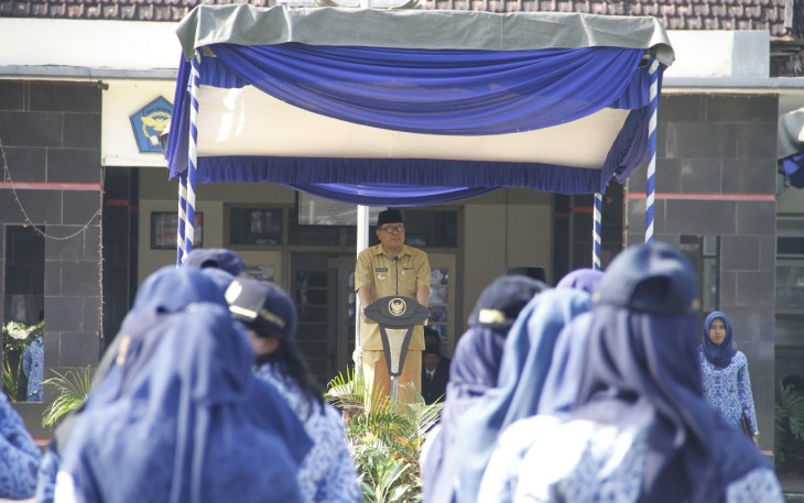 Plt Walikota Blitar Santoso saat menjadi Irup Upacara Bendera HGN tahun 2019 di Kota Blitar