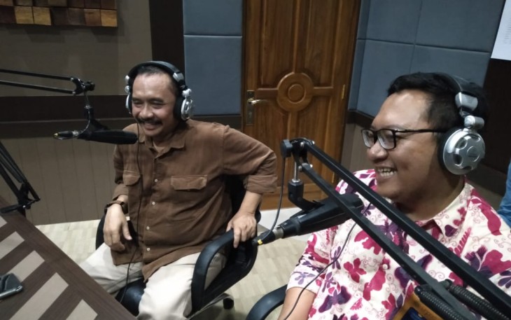 Dialog khusus