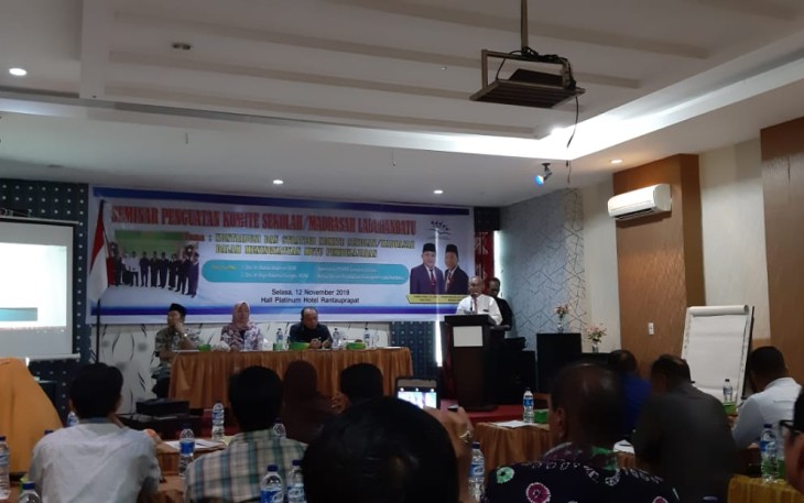 Seminar Penguatan Komite Sekolah