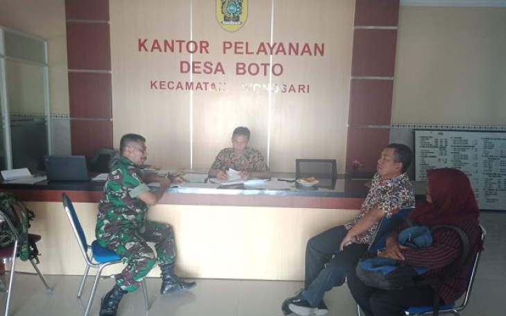 Kapten Inf Dwi haryono Danramil 22 Wonosari Datangi Kantor Desa
