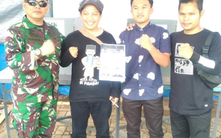Babinsa Lengkong Jalin Komunikasi Sosial Dengan Pemuda 