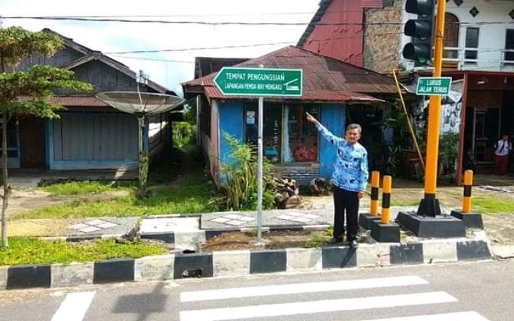 Pemasangan Pemasangan Rambu Evakuasi Dan Papan Informasi