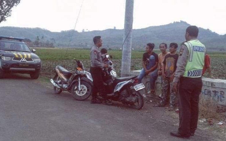 Polisi Patroli Daerah Rawan Kejahatan