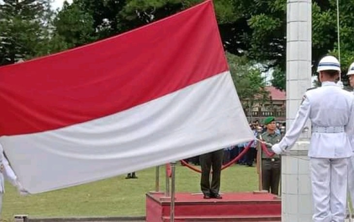 Pengibaran Bendera Merah Putih