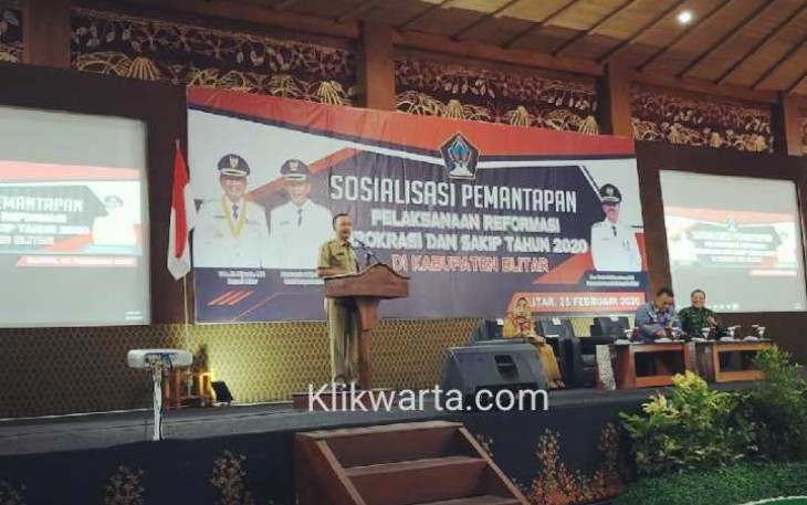 Sekda Pemkab Blitar Totok Subihandono saat menyampaikan sambutan 
