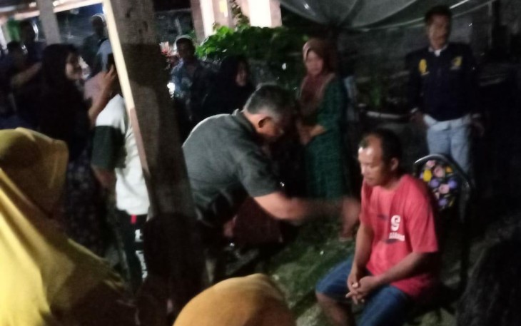 Abdul Abdul Munif (37) salah seorang Kadus, di Pulai Balai, yang dikabarkan Sempat hilang saat memancing di belakang Pulau Palambak saat tiba di Permukiman Penduduk Pulau Balai bertemu pihak keluarganya.