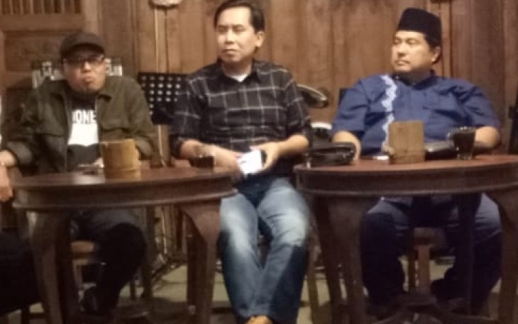 Dirut PDAM Kota Malang (Muchlas) tengah